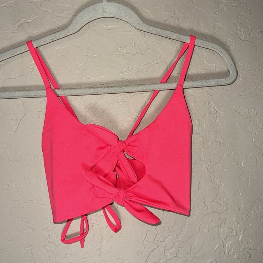 Cora’s kinis Mikonos bottoms and lanai top in hot guava bikini. - Picture 7 of 9